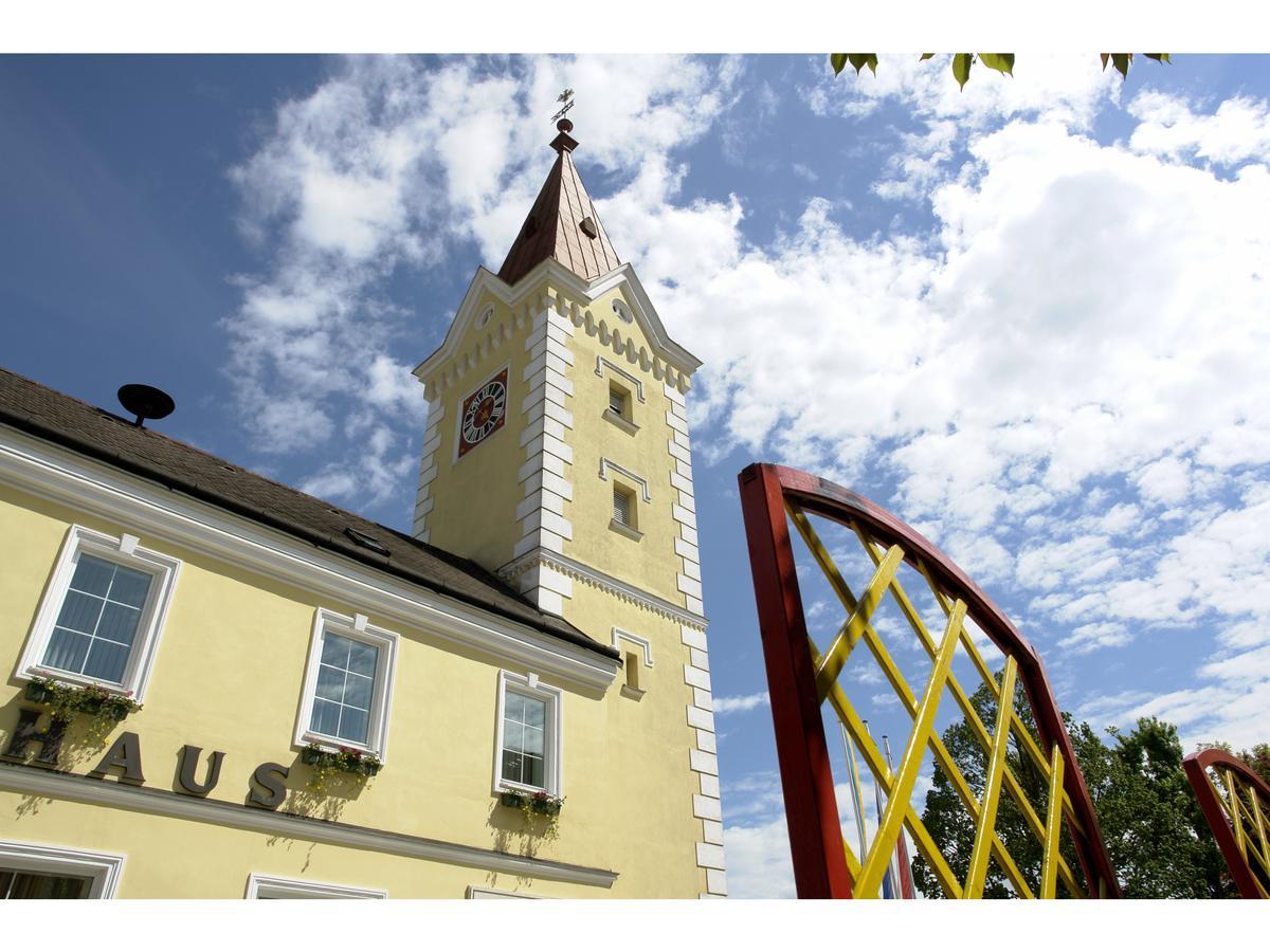 Landgasthof Sengstbratl Wallsee Exterior photo